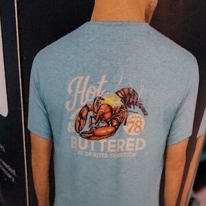 Chaps Marina Blue XL T Shirt Short Sleeve Mens Hot & Buttered & Drink Coozie